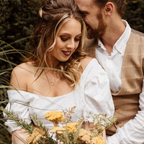 recommenced wedding supplier Sarah Hoyle wedding photography - Gilbert White Barns